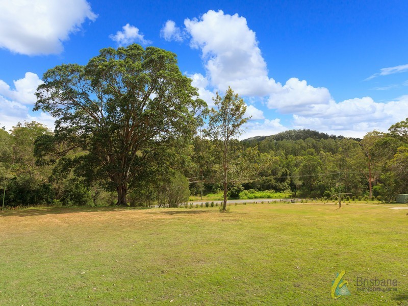 695 Upper Brookfield Road, Upper Brookfield QLD 4069