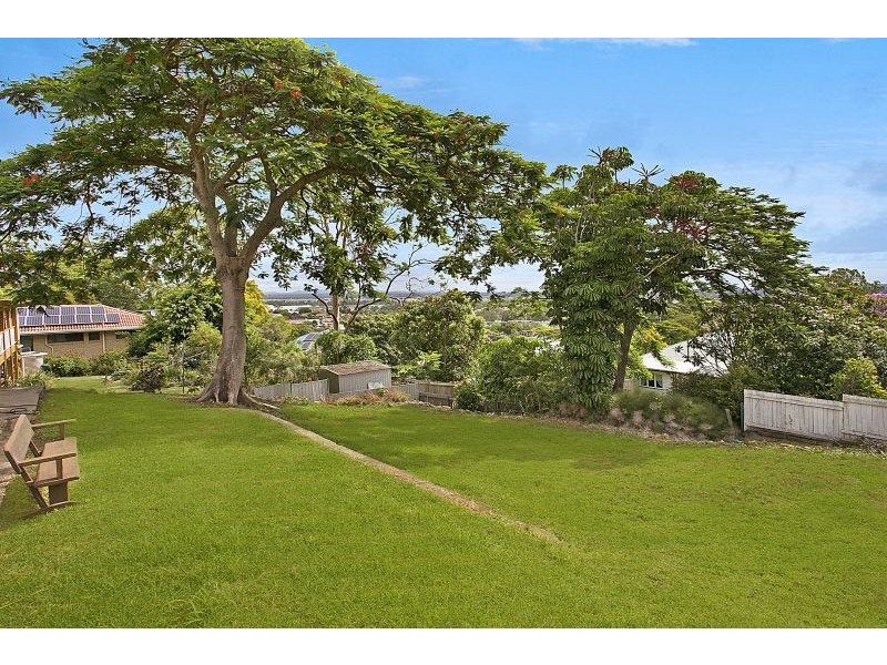 19 Vasey St, Moorooka QLD 4105