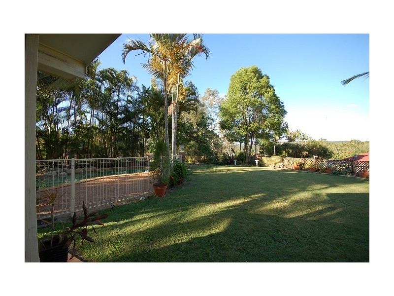 30 Balmoral Grove, Karalee QLD 4306