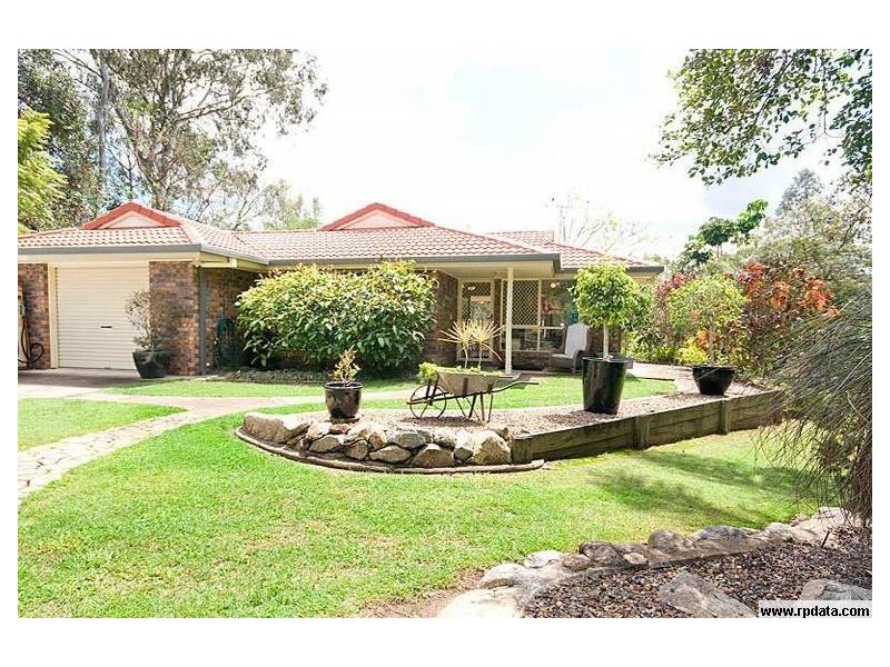 30 Balmoral Grove, Karalee QLD 4306
