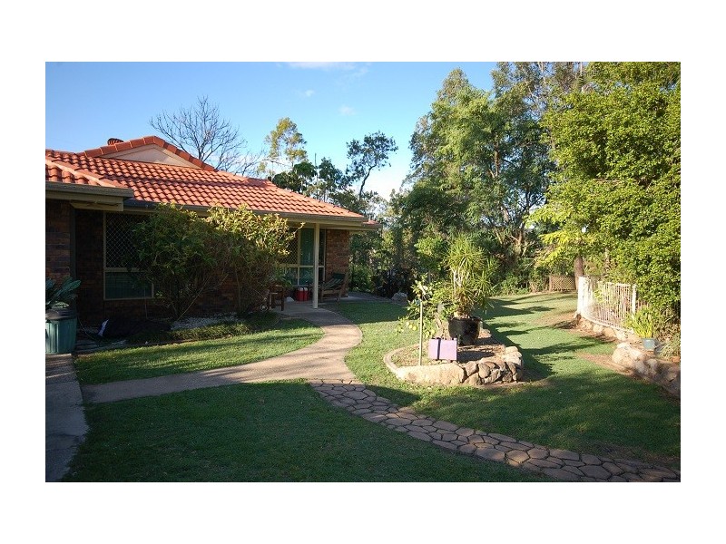 30 Balmoral Grove, Karalee QLD 4306