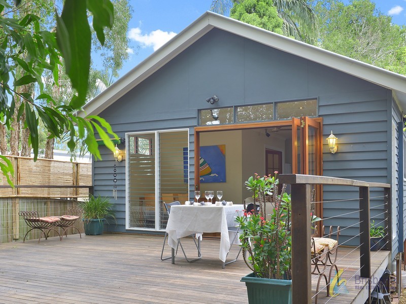 196 Indooroopilly Road, St Lucia QLD 4067