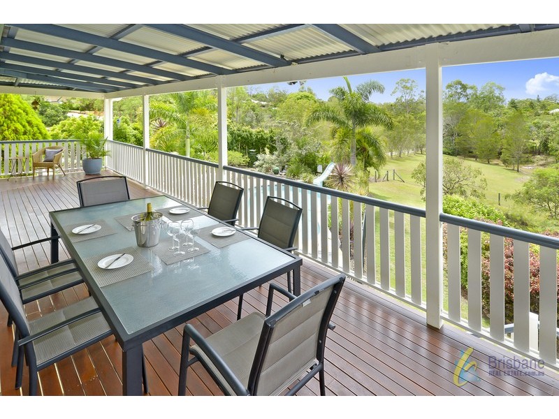 99 Grandview Road, Pullenvale QLD 4069