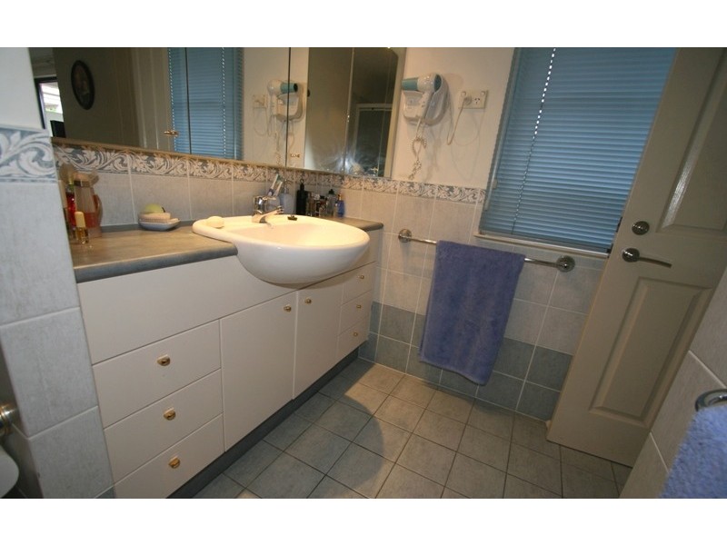 47 Indooroopilly road, Taringa QLD 4068