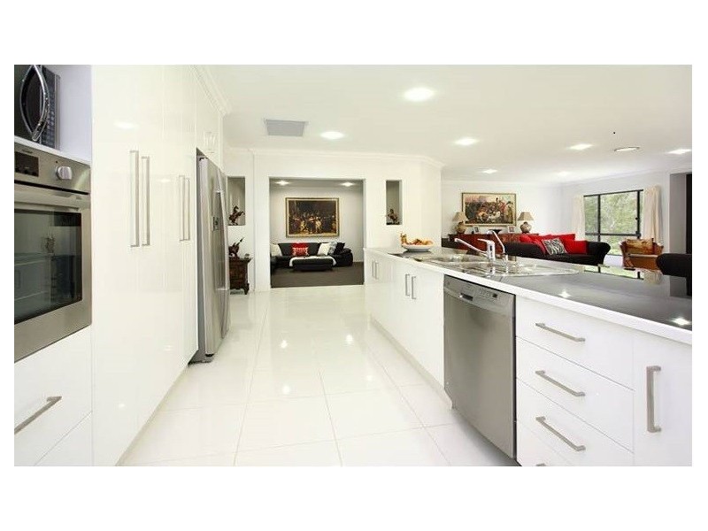 50 Crows Ash Road, Pullenvale QLD 4069