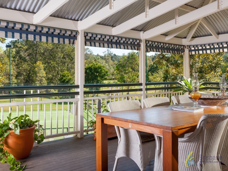 125 Airlie Road, Pullenvale QLD 4069