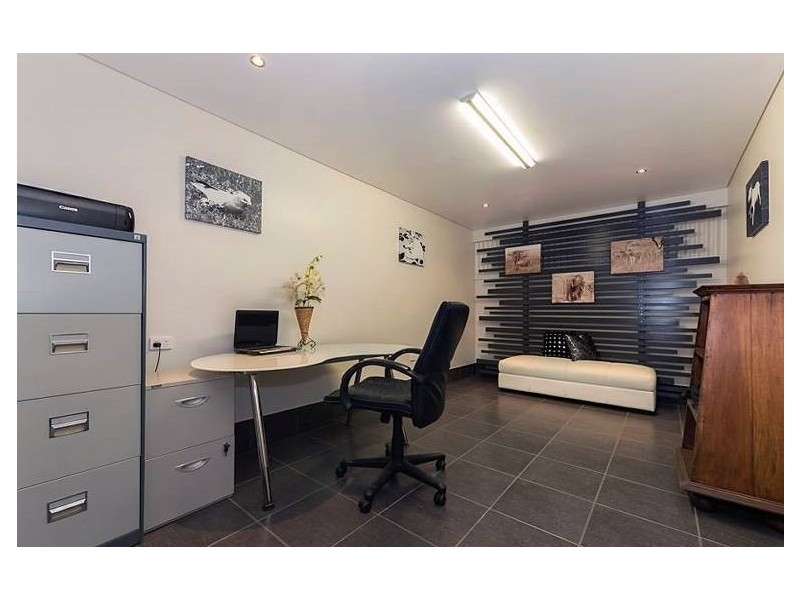 64 White Cedar Rd, Pullenvale QLD 4069