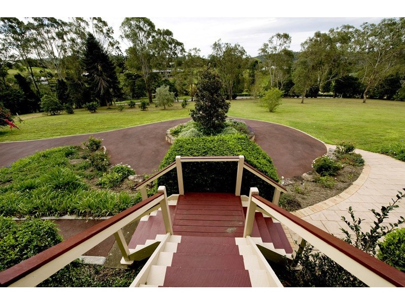 76 Upper Brookfield Road, Brookfield QLD 4069