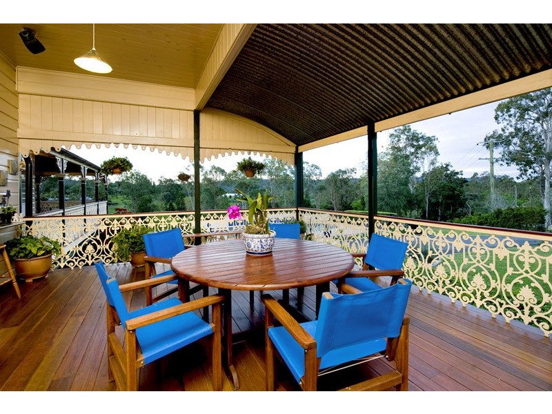 76 Upper Brookfield Road, Brookfield QLD 4069