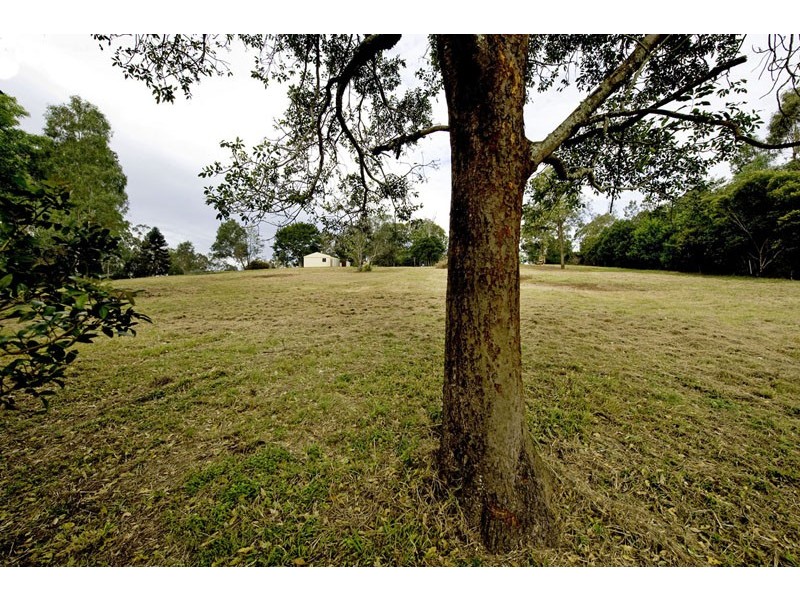 76 Upper Brookfield Road, Brookfield QLD 4069