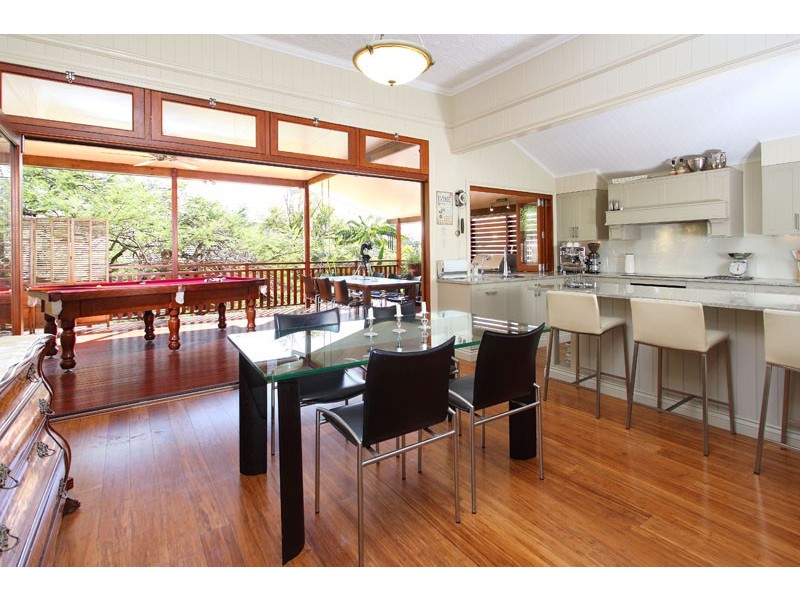 12 Golding Street, Toowong QLD 4066