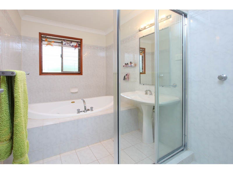 4 Michelangelo Street, Fig Tree Pocket QLD 4069