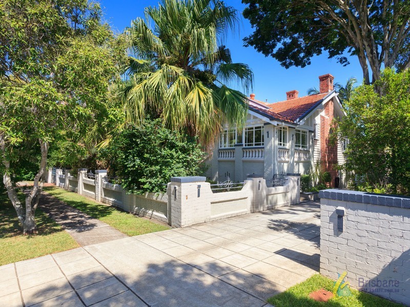 93 Verney Rd West, Graceville QLD 4075