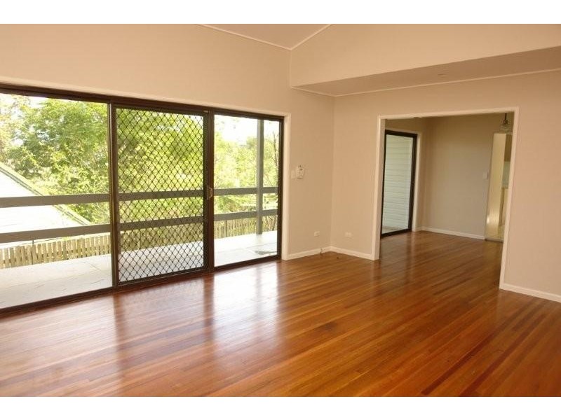 40 Chapel Hill Road, Chapel Hill QLD 4069