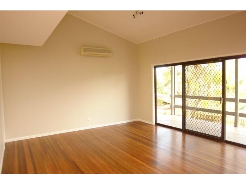 40 Chapel Hill Road, Chapel Hill QLD 4069