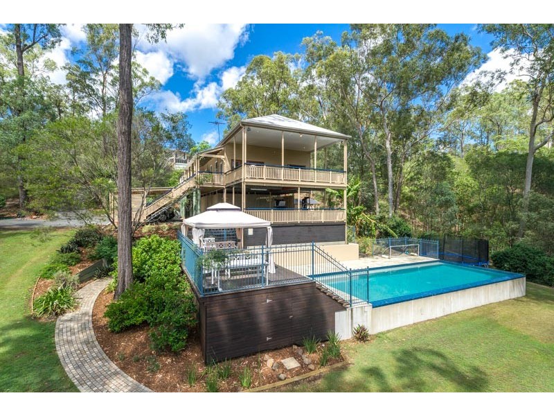8 White Cedar Rd, Pullenvale QLD 4069