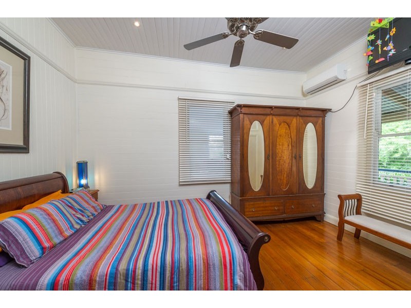 8 White Cedar Rd, Pullenvale QLD 4069