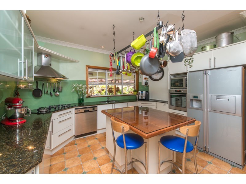 68 Nelson Street, Bundamba QLD 4304