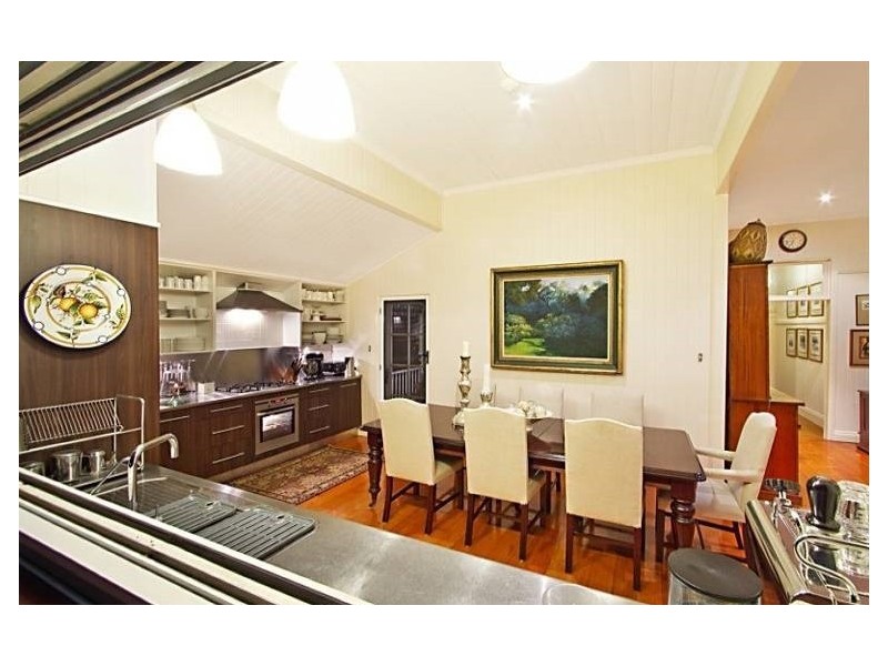 125 Airlie Road, Pullenvale QLD 4069