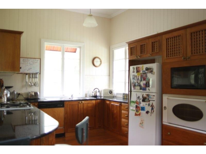 128 Red Cedar Road, Pullenvale QLD 4069