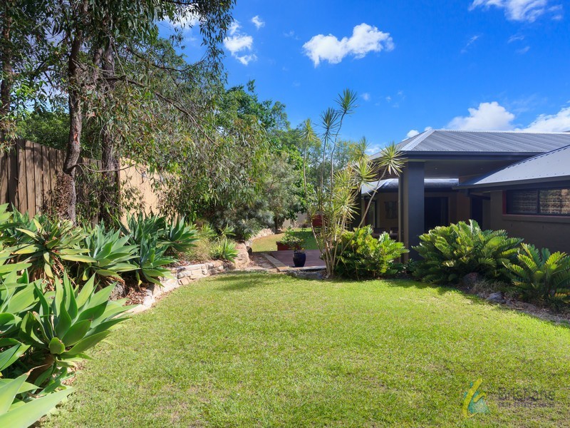 12 Jacksonia Dr, Seventeen Mile Rocks QLD 4073