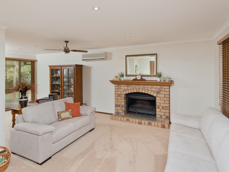 7 Banksia Drive, Mount Crosby QLD 4306