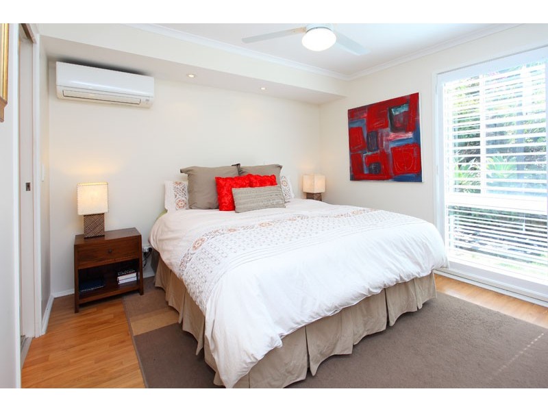 54 Morningview Street, Chapel Hill QLD 4069