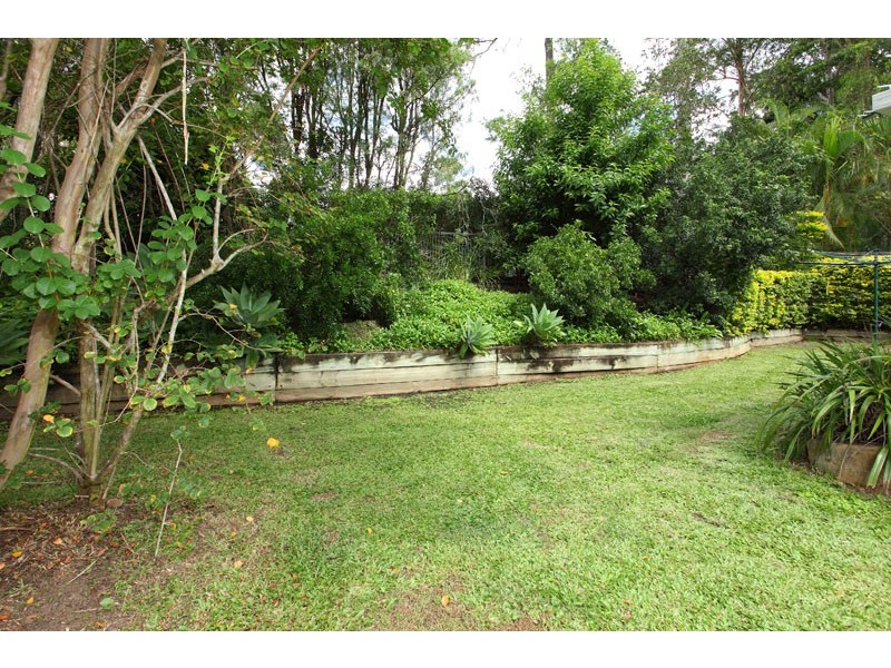 54 Morningview Street, Chapel Hill QLD 4069