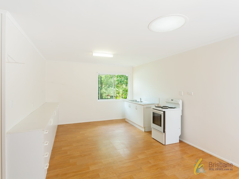 19 Salisbury Street, Indooroopilly QLD 4068