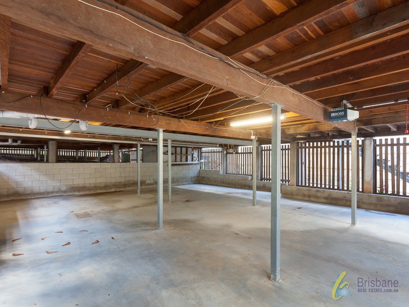 19 Salisbury Street, Indooroopilly QLD 4068