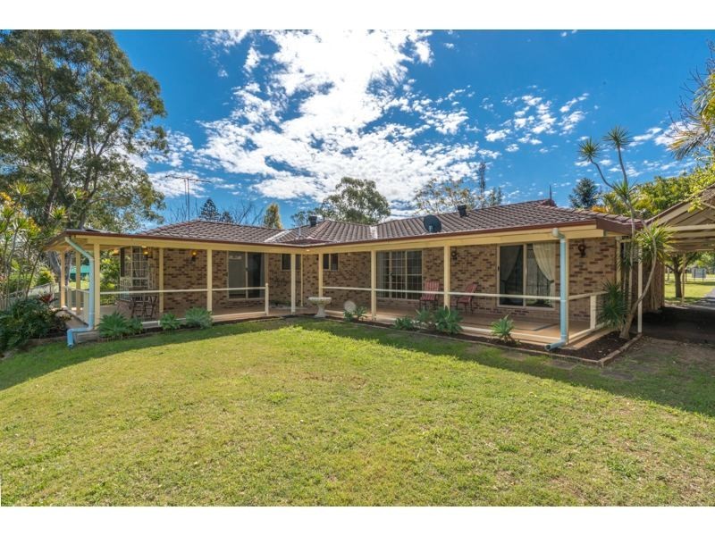 9 Atkinson Drive, Karana Downs QLD 4306