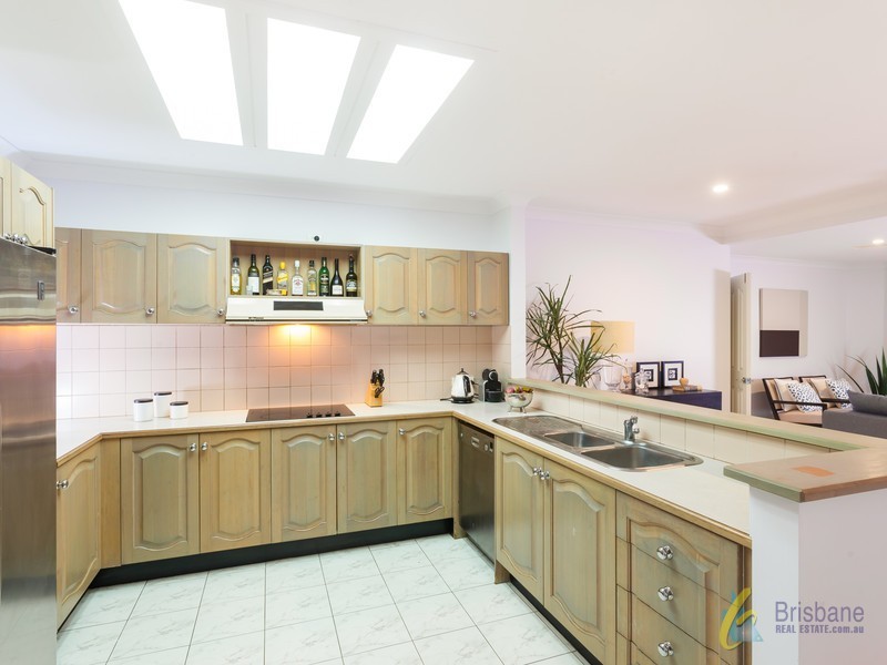 30 Yarula Close, Karana Downs QLD 4306