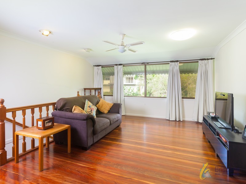194 Strong Avenue, Graceville QLD 4075