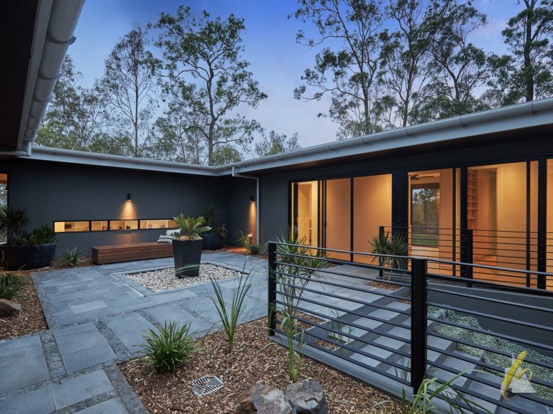 19 Lilly Pilly Rd, Pullenvale QLD 4069
