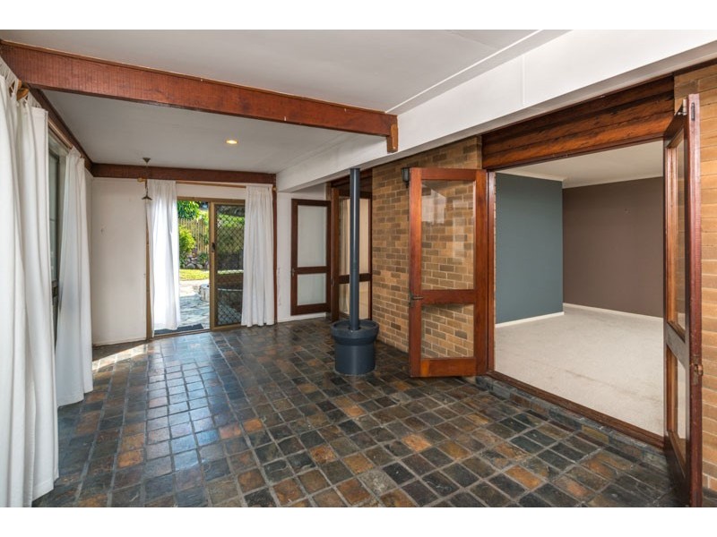 20 Chantilly Street, Chapel Hill QLD 4069