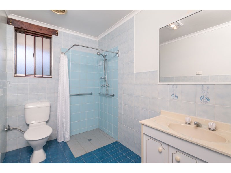 20 Chantilly Street, Chapel Hill QLD 4069