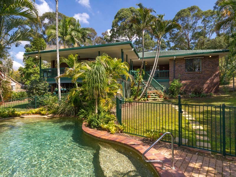 5 St Andrews Drive, Karana Downs QLD 4306