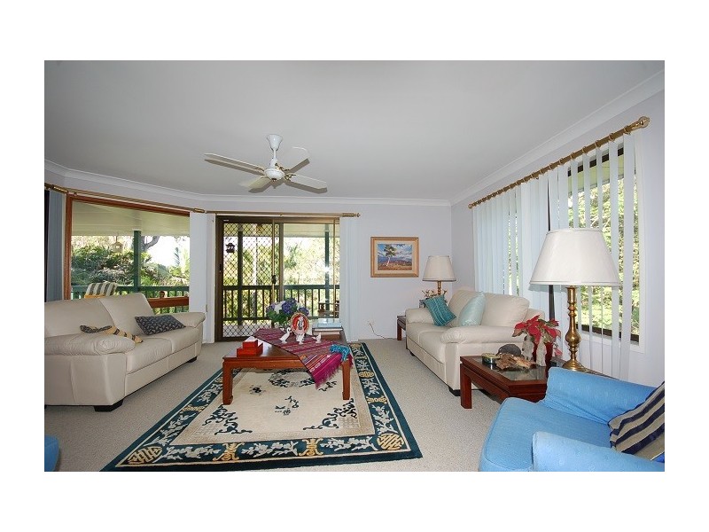 5 St Andrews Drive, Karana Downs QLD 4306
