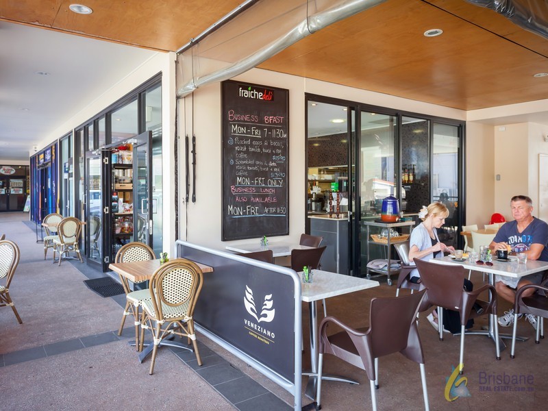 9/8 Gamble St, Graceville QLD 4075