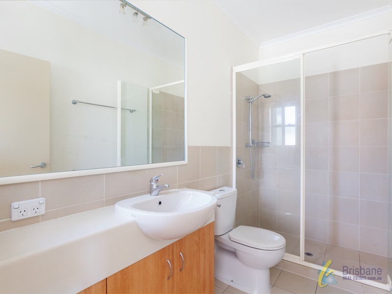 9/8 Gamble St, Graceville QLD 4075