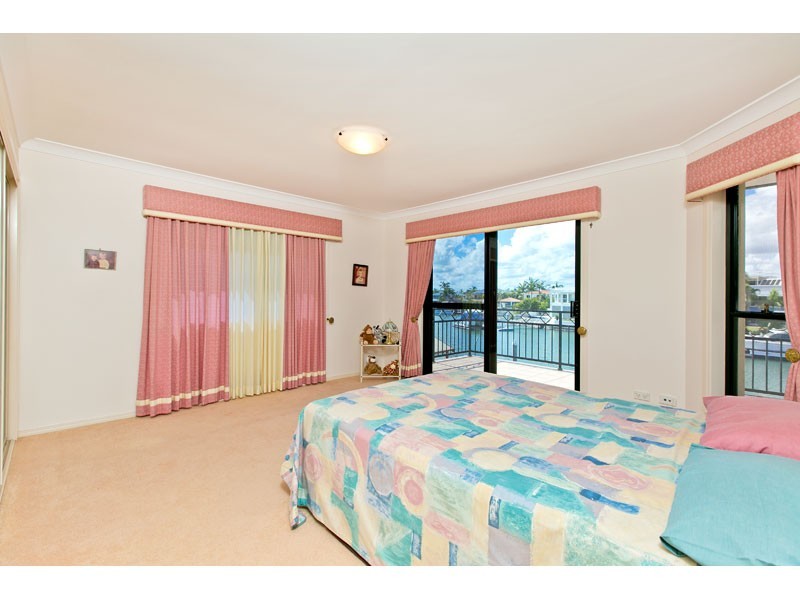 99 Masthead Drive, Raby Bay QLD 4163