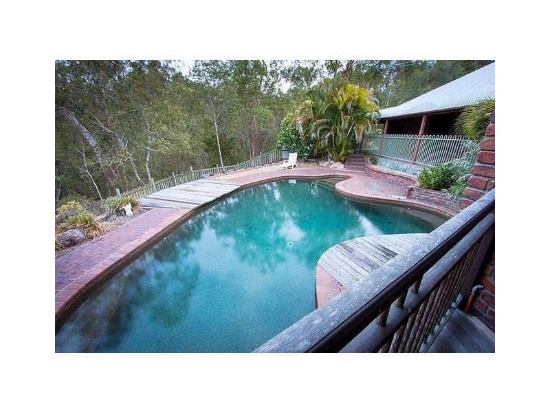 37 Eurambeen Close, Karana Downs QLD 4306