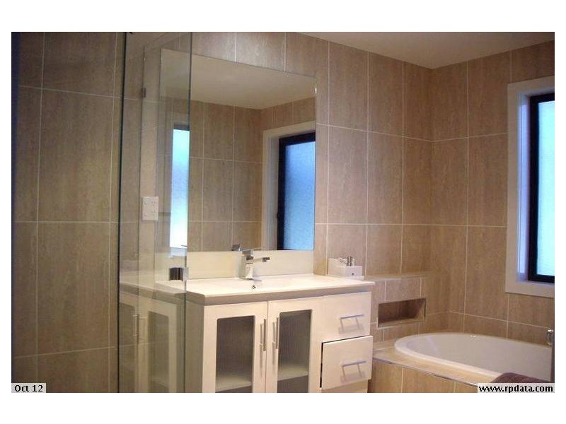 49A Pennant, Jamboree Heights QLD 4074