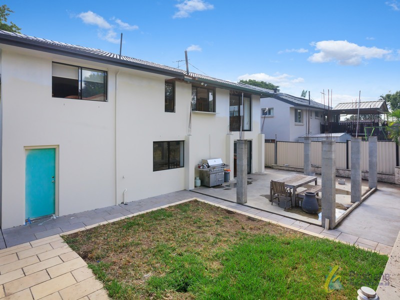 8 Canowindra Street, Jindalee QLD 4074