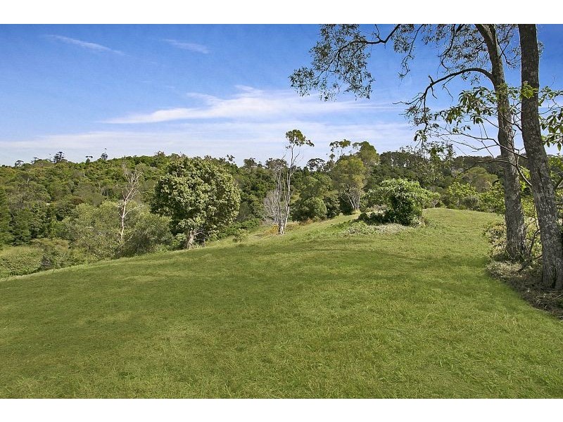 534 Savages Road, Brookfield QLD 4069