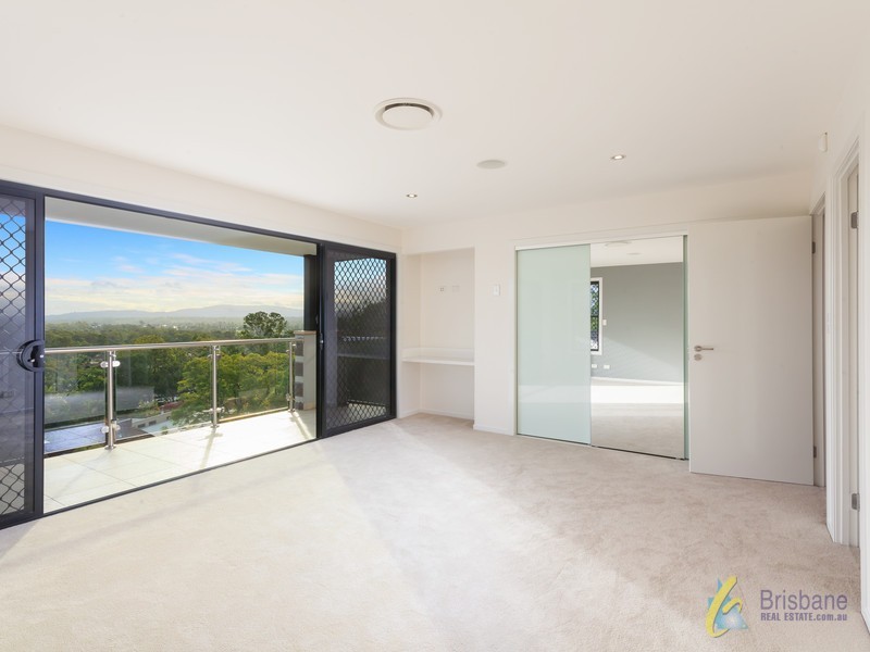 49 Pennant Street, Jamboree Heights QLD 4074