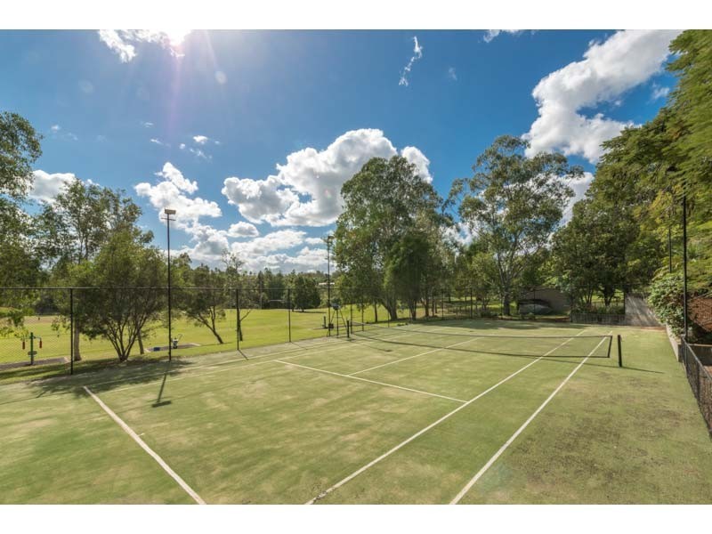 5 Kannella Grove, Karana Downs QLD 4306