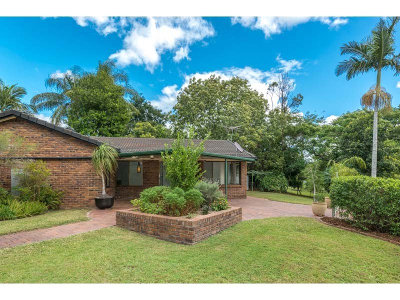 5 Kannella Grove, Karana Downs QLD 4306