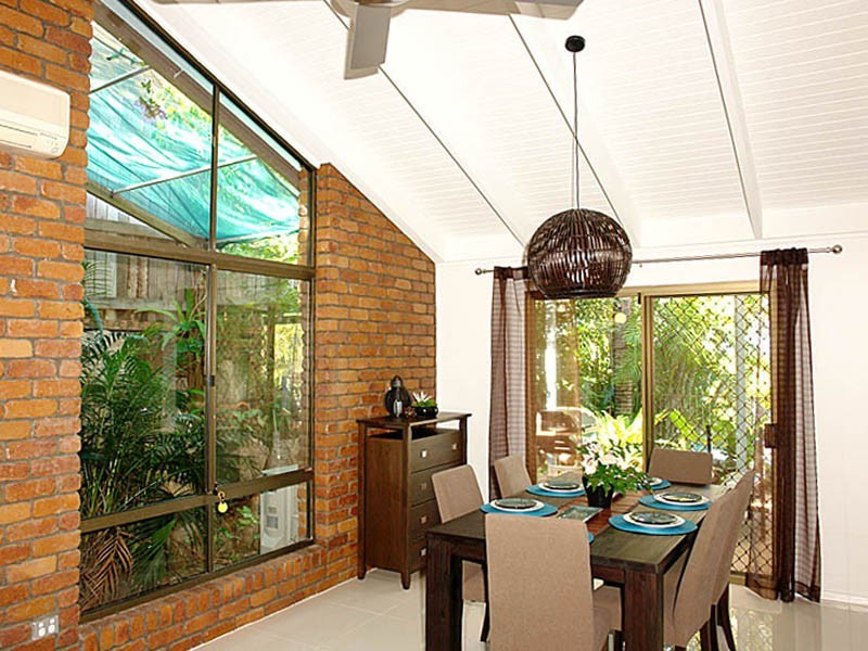 101 Carinya Street, Indooroopilly QLD 4068