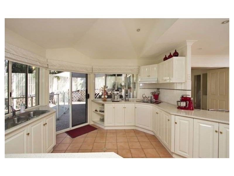 17 Apanie Street, Middle Park QLD 4074